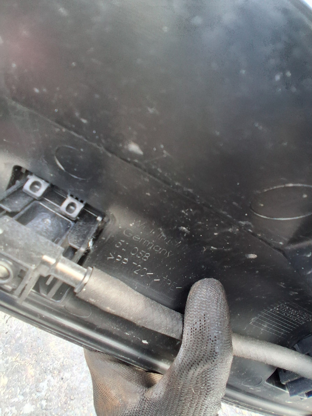 2015 MERCEDES BENZ W204 C CLASS FRONT WINDSCREEN SCUTTLE PANEL A2048303313