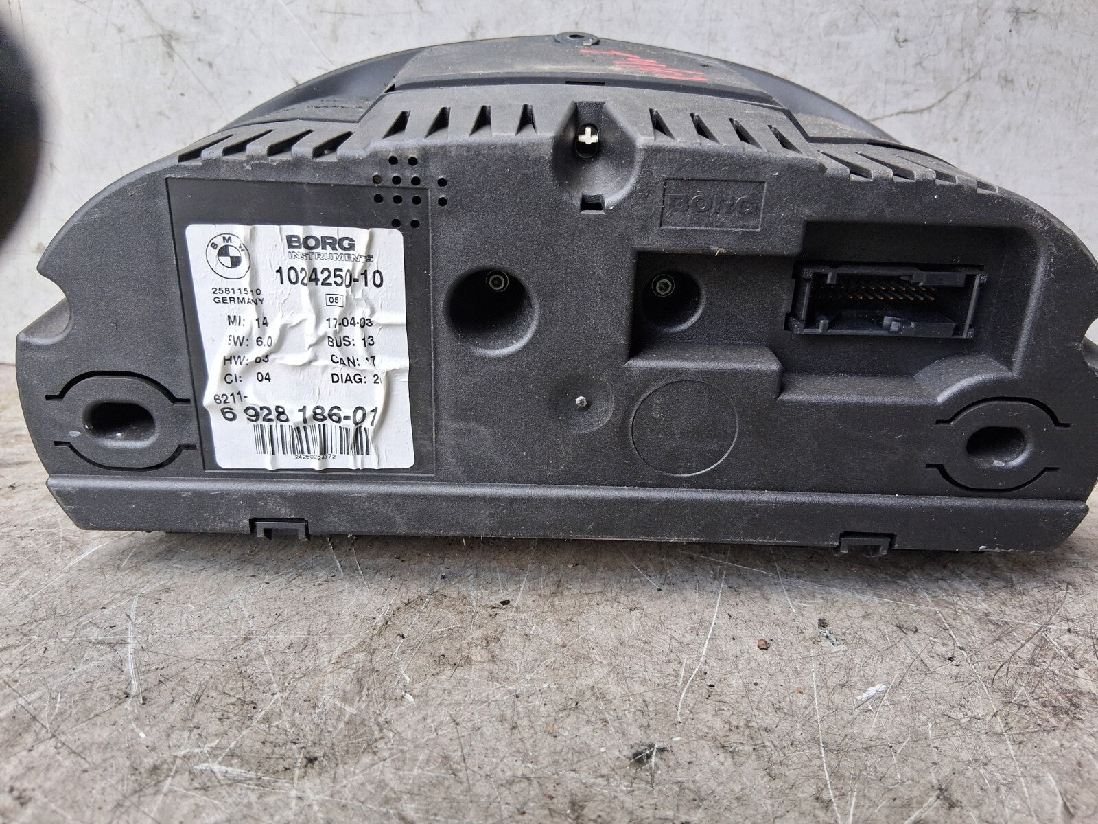 2003 BMW Z4 E85 SPEEDOMETER INSTRUMENT CLUSTER GAUGE 6928186