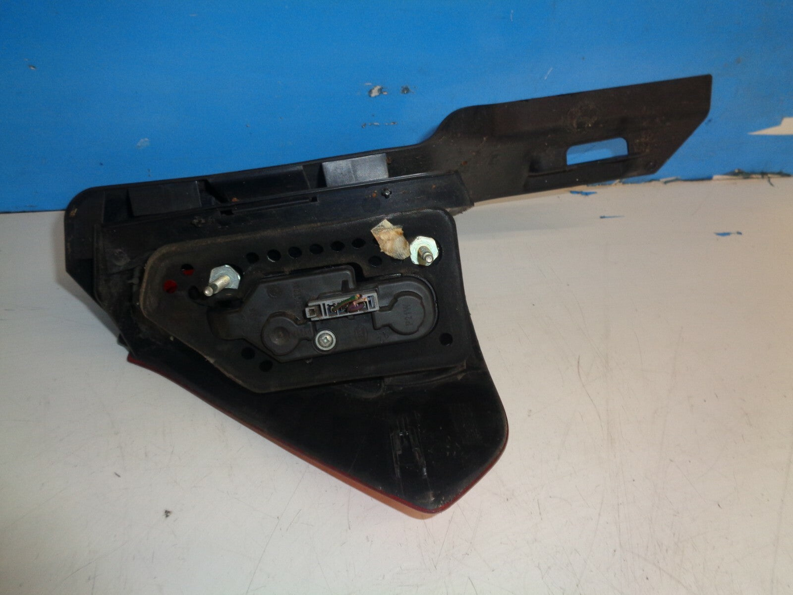 FORD GALAXY MK3 2010 OS DRIVER SIDE REAR TAILLIGHT 6M2113404EG