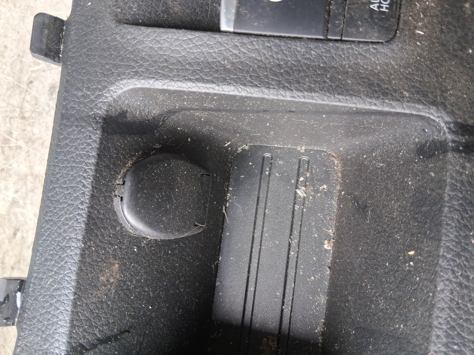 2020 NISSAN QASHQAI J11 MK2 PARKING BUTTON HANDBRAKE SURROUND TRIM 969XCHV50A