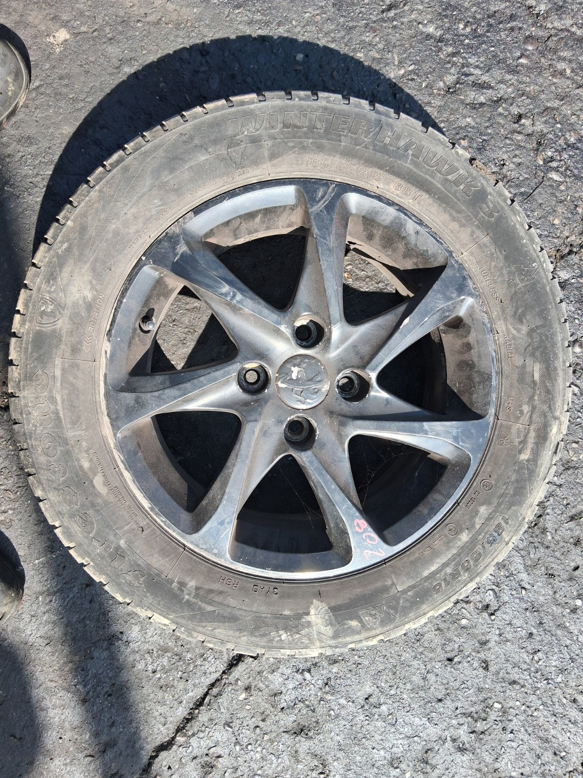 2012 PEUGEOT 208 15 INCH ALLOY WHEEL WITH TYRE 185/65R15