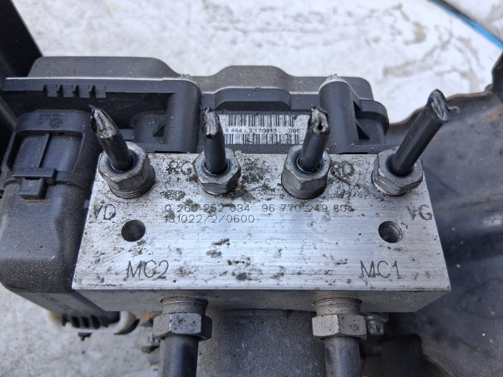 2013 CITROEN C4 MK2 1.6 DIESEL ABS PUMP MODULATOR 9677024980