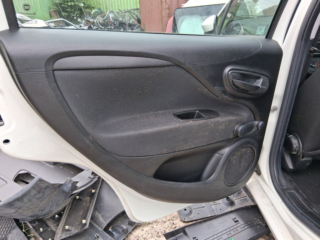 2014 FIAT PUNTO FACELIFT 5 DOOR MK3 NSR COMPLETE PASSENGER SIDE REAR DOOR WHITE