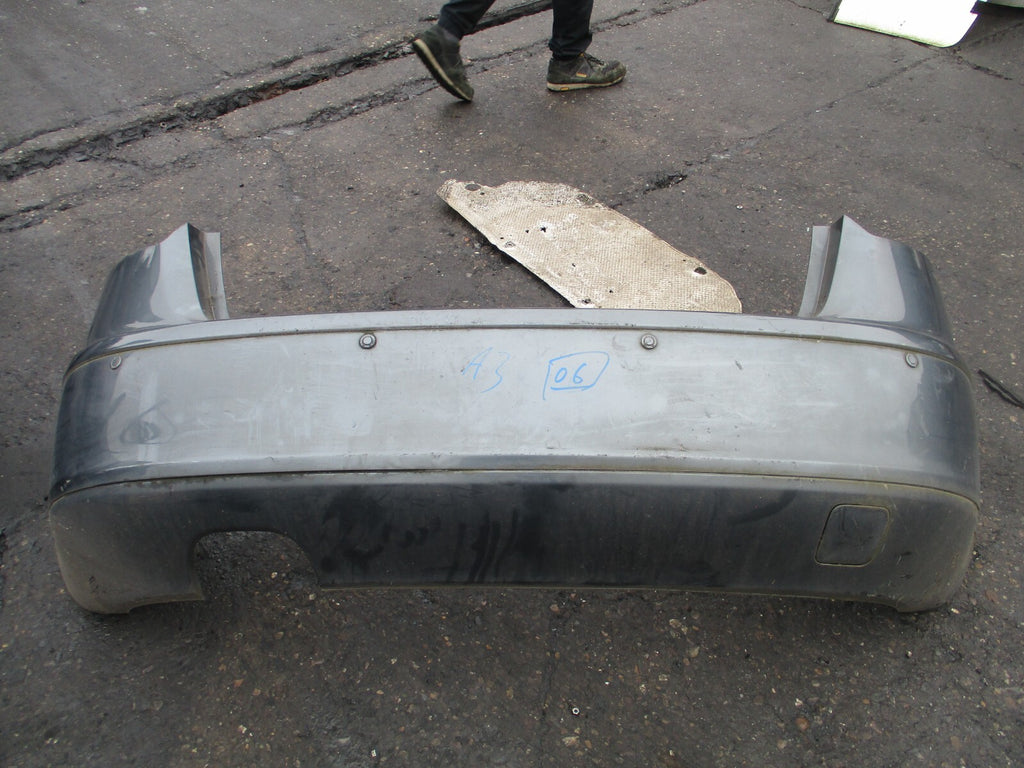 AUDI A3 8P 2006 PREFACELIFT REAR COMPLETE BUMPER PDC SENSOR GREY