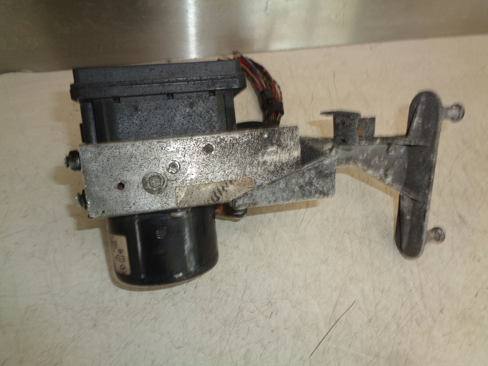 MERCEDES BENZ C CLASS W203 ABS PUMP MODULE A2095453932