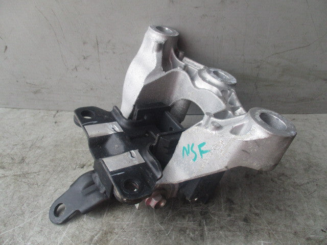 2019 MAZDA 2 MK4 1.5 PETROL NSF PASSENGER SIDE ENGINE MOUNT