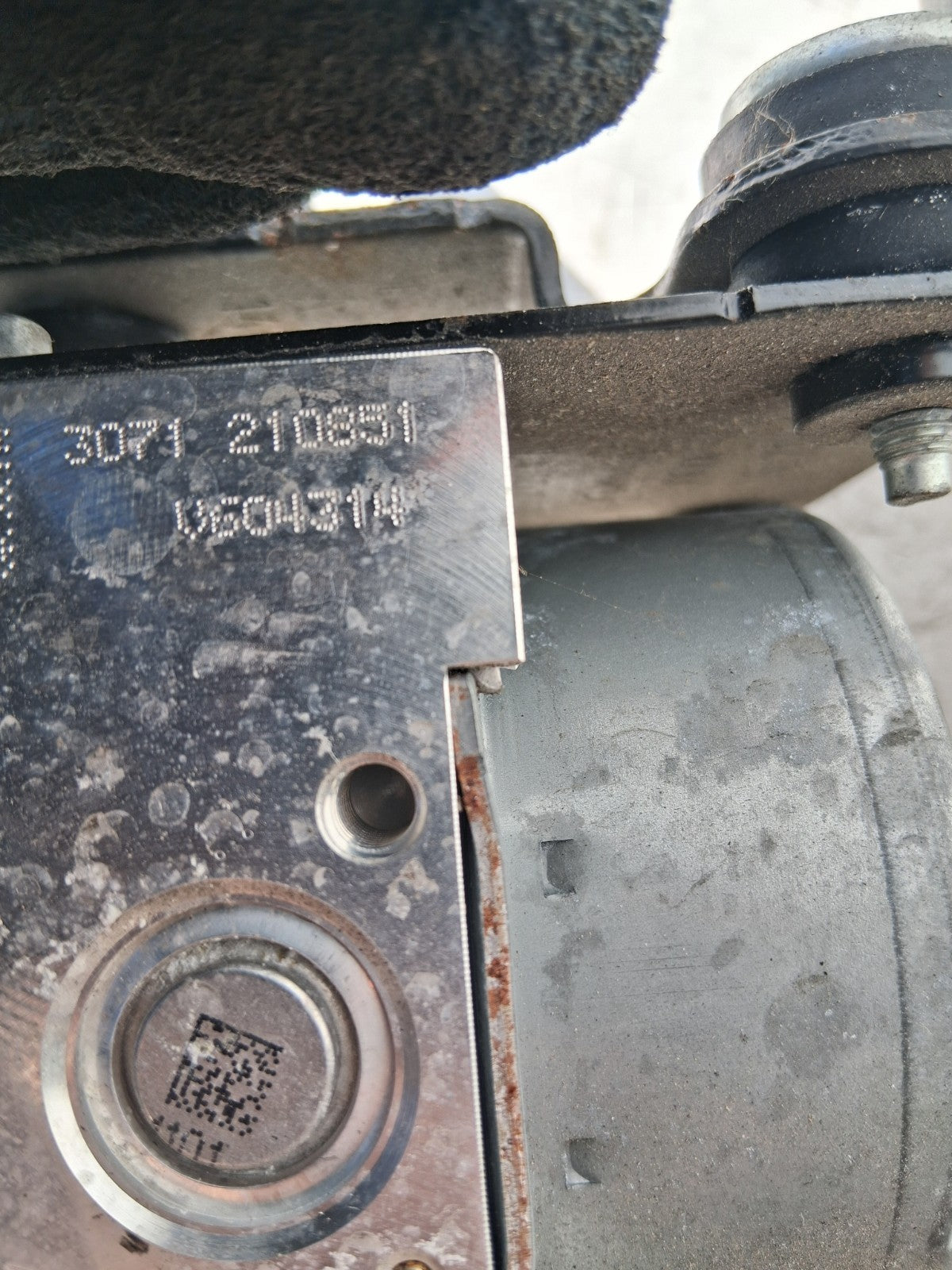 2021 FORD ECOSPORT 71 ABS PUMP AND MODULE LN152C219AB