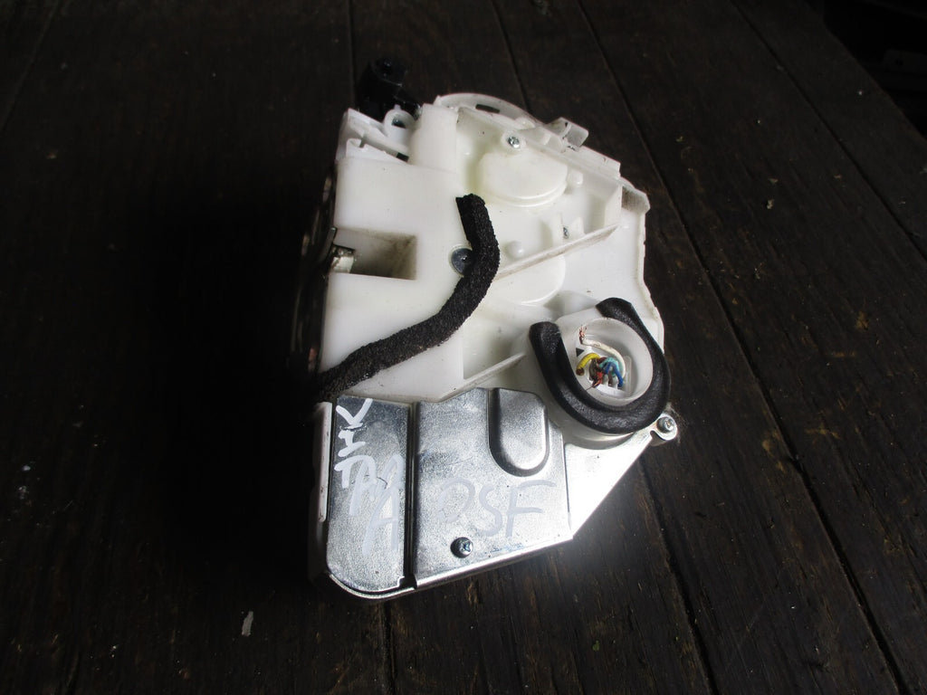 SUZUKI VITARA MK4 2018 OSF DRIVER SIDE FRONT DOOR LOCK MECHANISM 8220154PA2