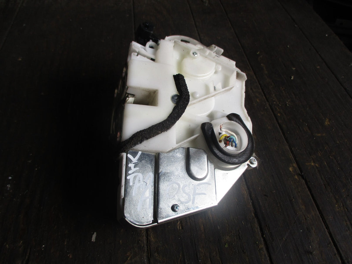 SUZUKI VITARA MK4 2018 OSF DRIVER SIDE FRONT DOOR LOCK MECHANISM 8220154PA2