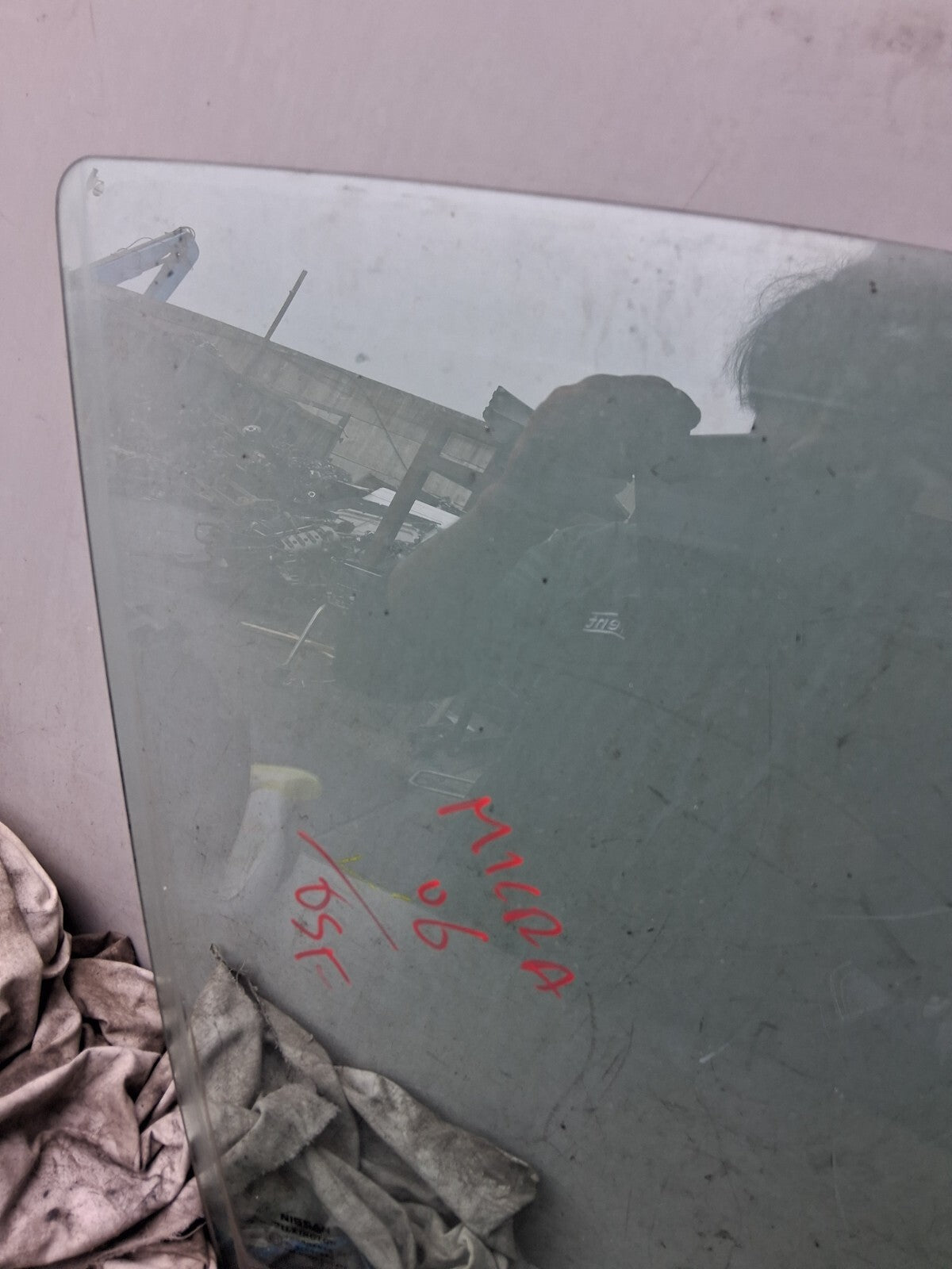NISSAN MICRA 2006 K12 OSF DRIVER SIDE FRONT RIGHT WINDOW GLASS