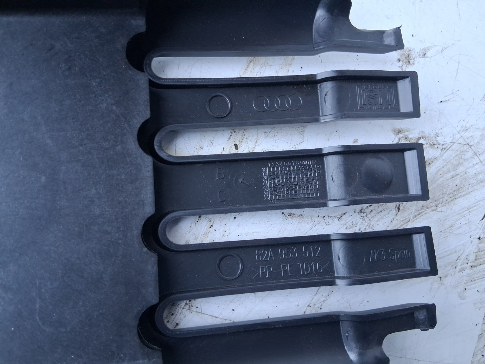 2024 AUDI A1 S LINE MK2 STEERING COLOUMN SURROUND COWL TRIM PANEL 82A953512