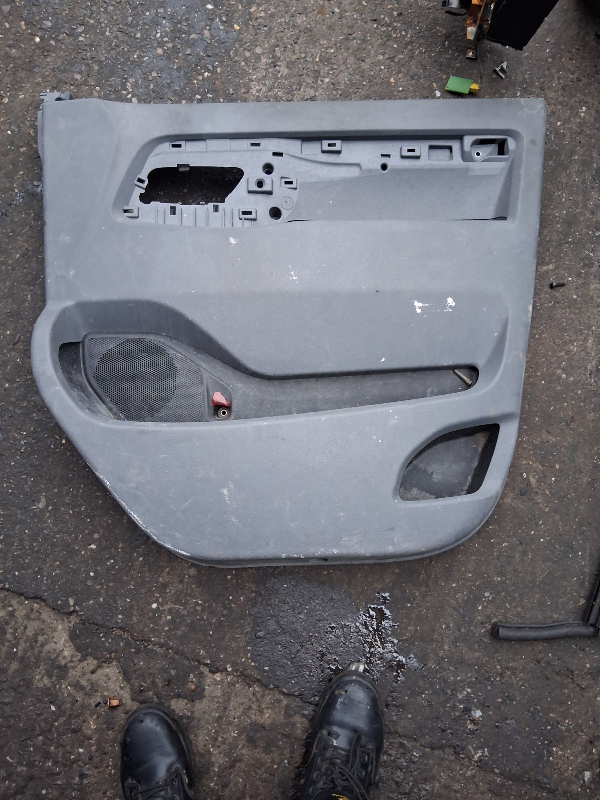 2021 VAUXHALL VIVARO MK3 OSF DRIVER SIDE FRONT RIGHT DOOR CARD PANEL 98082243ZM
