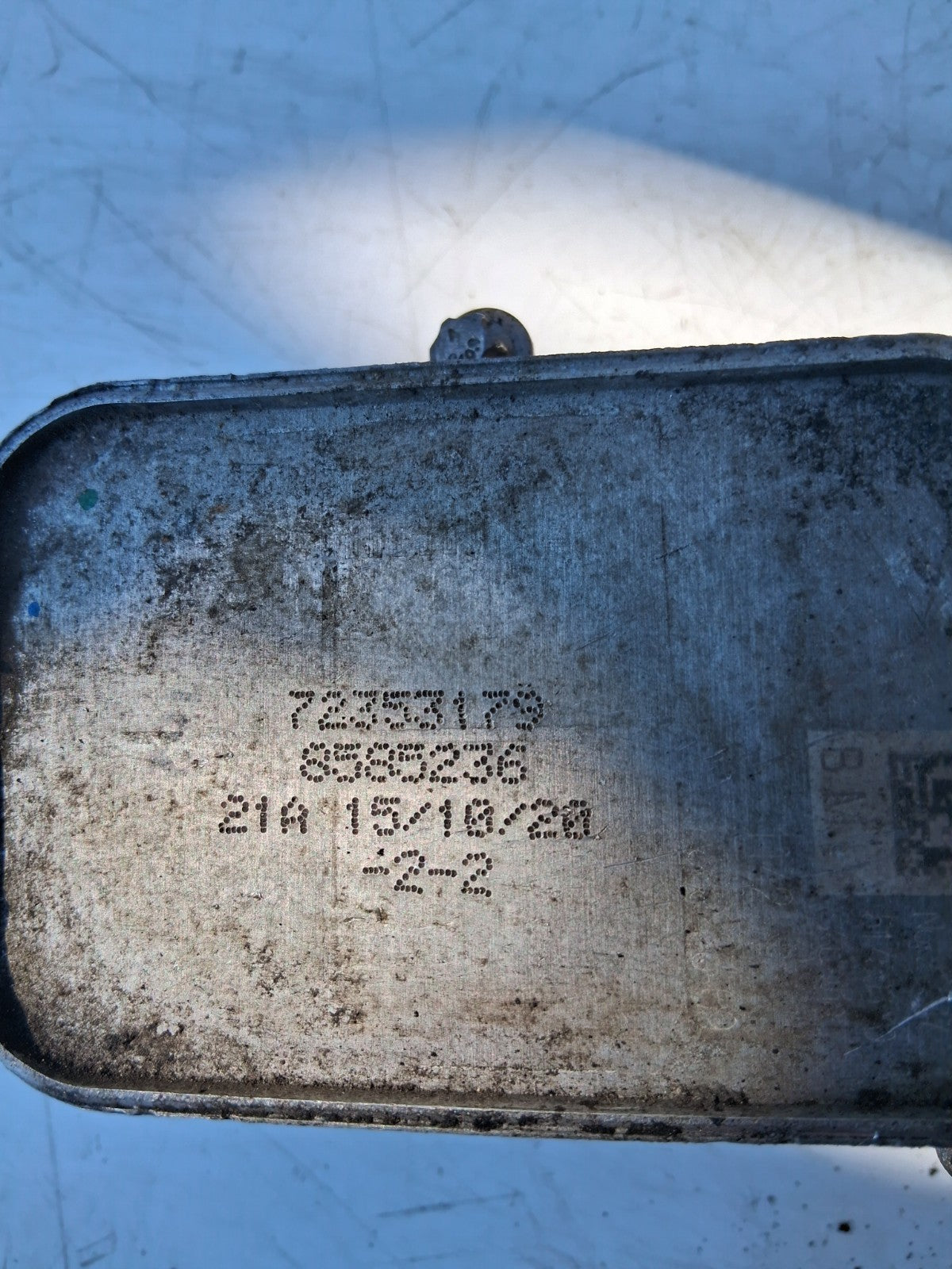 MINI CLUBMAN 2021 OIL FILTER HOUSING & COOLER 72353179