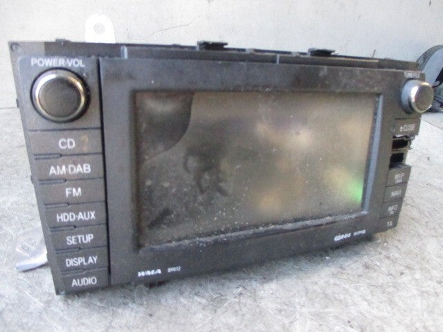 TOYOTA AVENSIS MK3 T270 2011 RADIO MEDIA PLAYER HEAD UNIT DAMAGED 8612020A80
