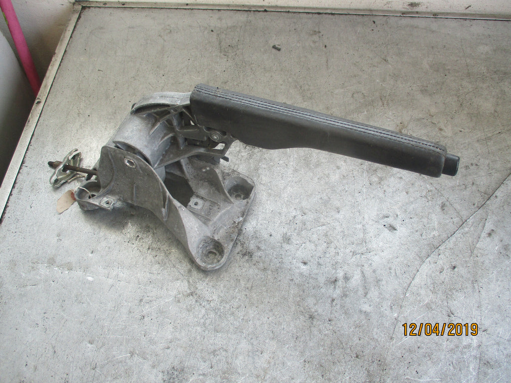 VOLKSWAGEN GOLF MK5 HANDBRAKE LEVER HANDLE 1K0711303C