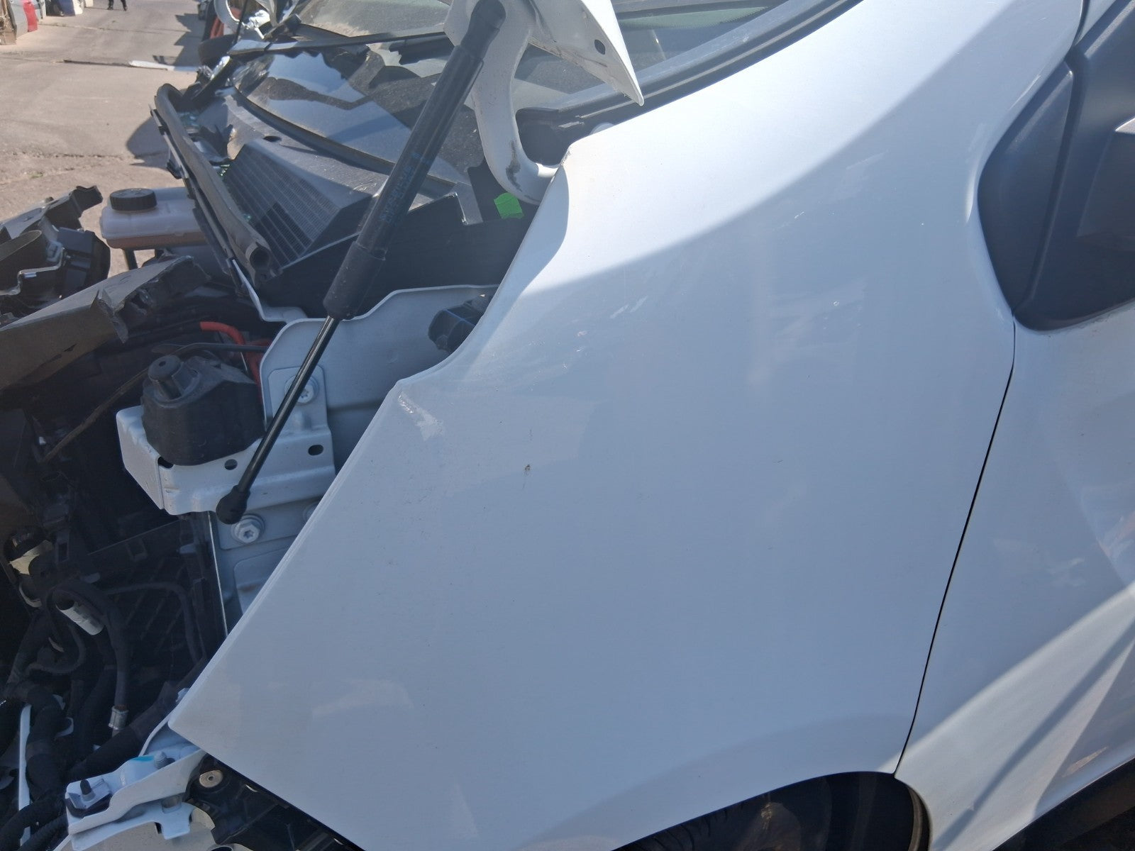 2025 RENAULT TRAFIC X82 MK3 NSF PASSENGER SIDE FRONT LEFT WING PANEL WHITE