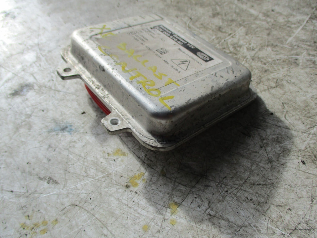 JAGUAR XE HEADLIGHT BALLAST CONTROL UNIT 5DV00961040