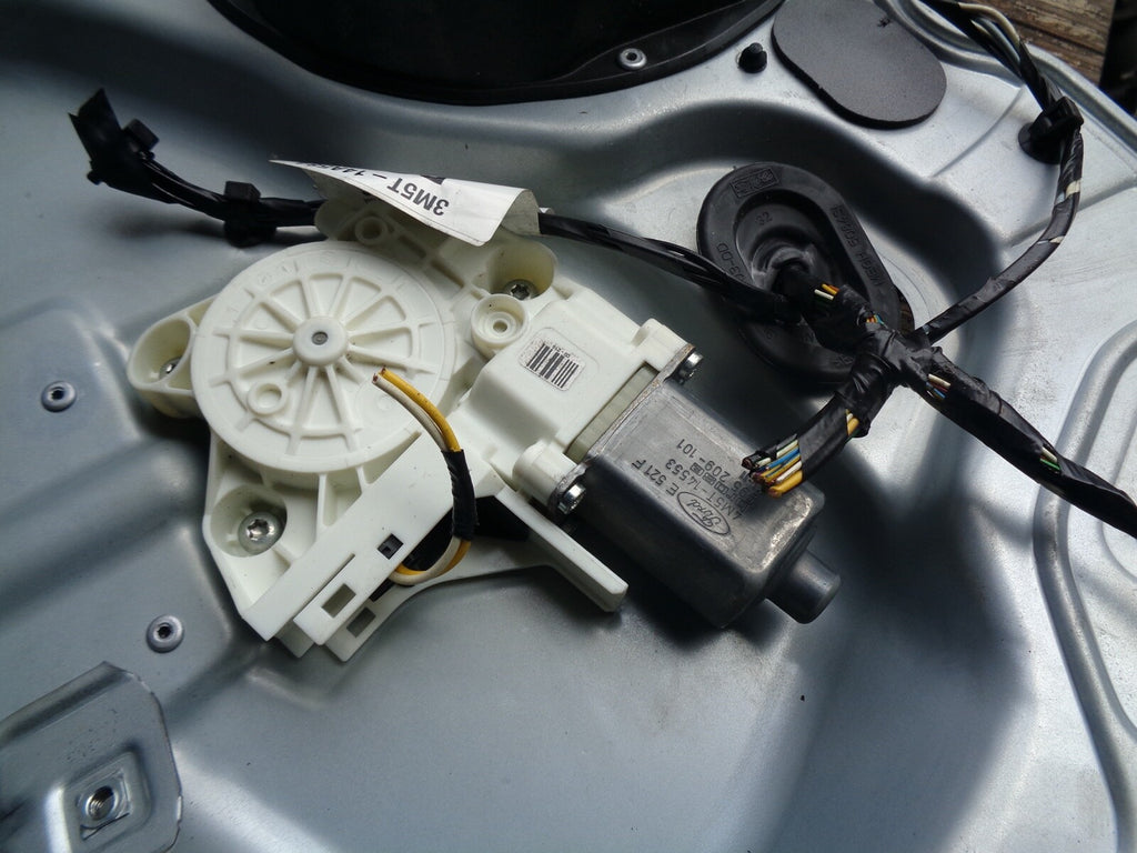 FORD FOCUS MK2 DRIVER OFF SIDE FRONT WINDOW REGULATOR + MOTOR 4M51A203A28BG