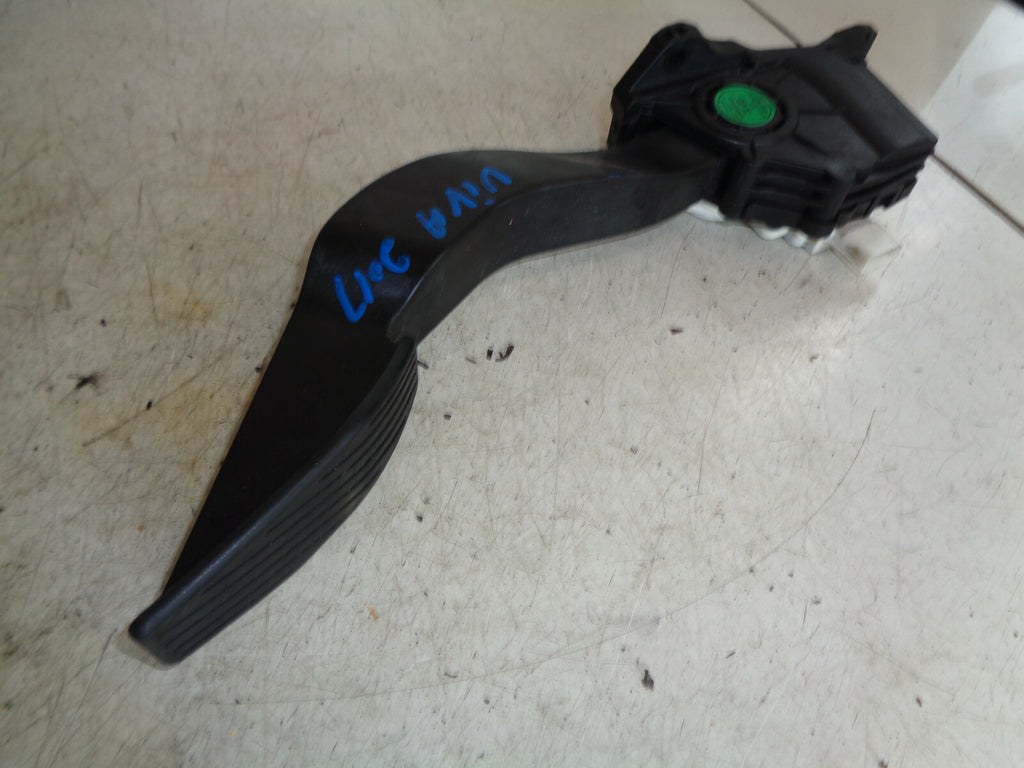 VAUXHALL VIVA 2018 1.0 PETROL MANUAL ACCELERATOR THROTTLE PEDAL 42361587