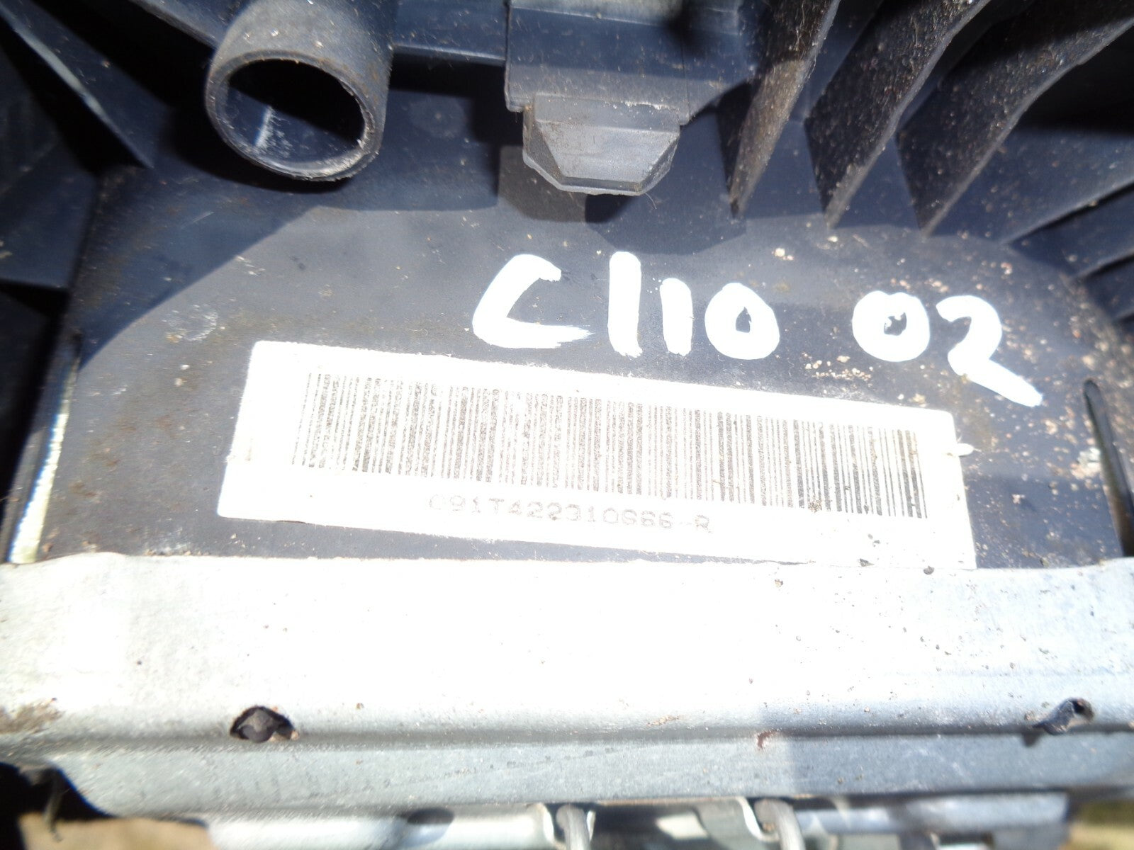 RENAULT CLIO MK2 2002 DRIVER SIDE STEERING WHEEL 8200057780