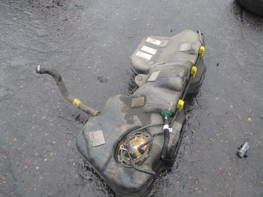 JAGUAR XE 2016 2.0 DIESEL FUEL TANK GX739K007DD