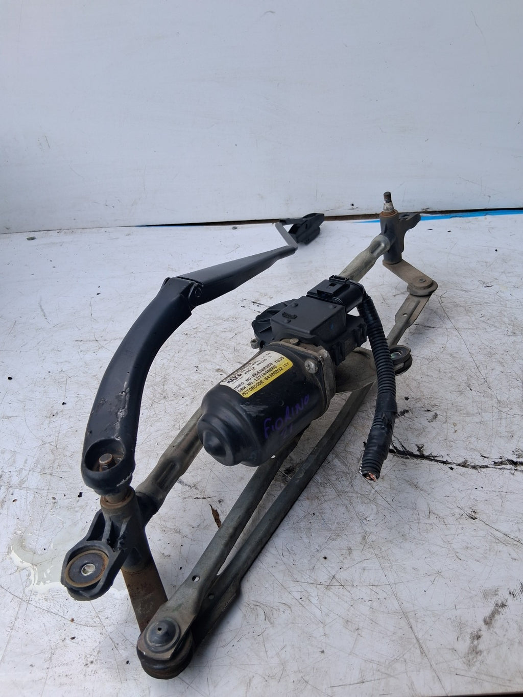 2021 FIAT FIORINO WINDSCREEN WIPER MOTOR AND LINKAGE 1371046080