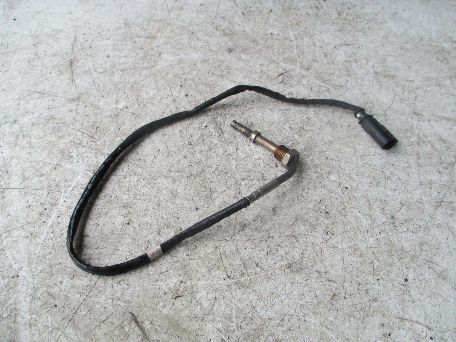 AUDI A4 2014 B8 2.0 TDI DIESEL EXHAUST TEMPERATURE SENSOR 4G0906088J