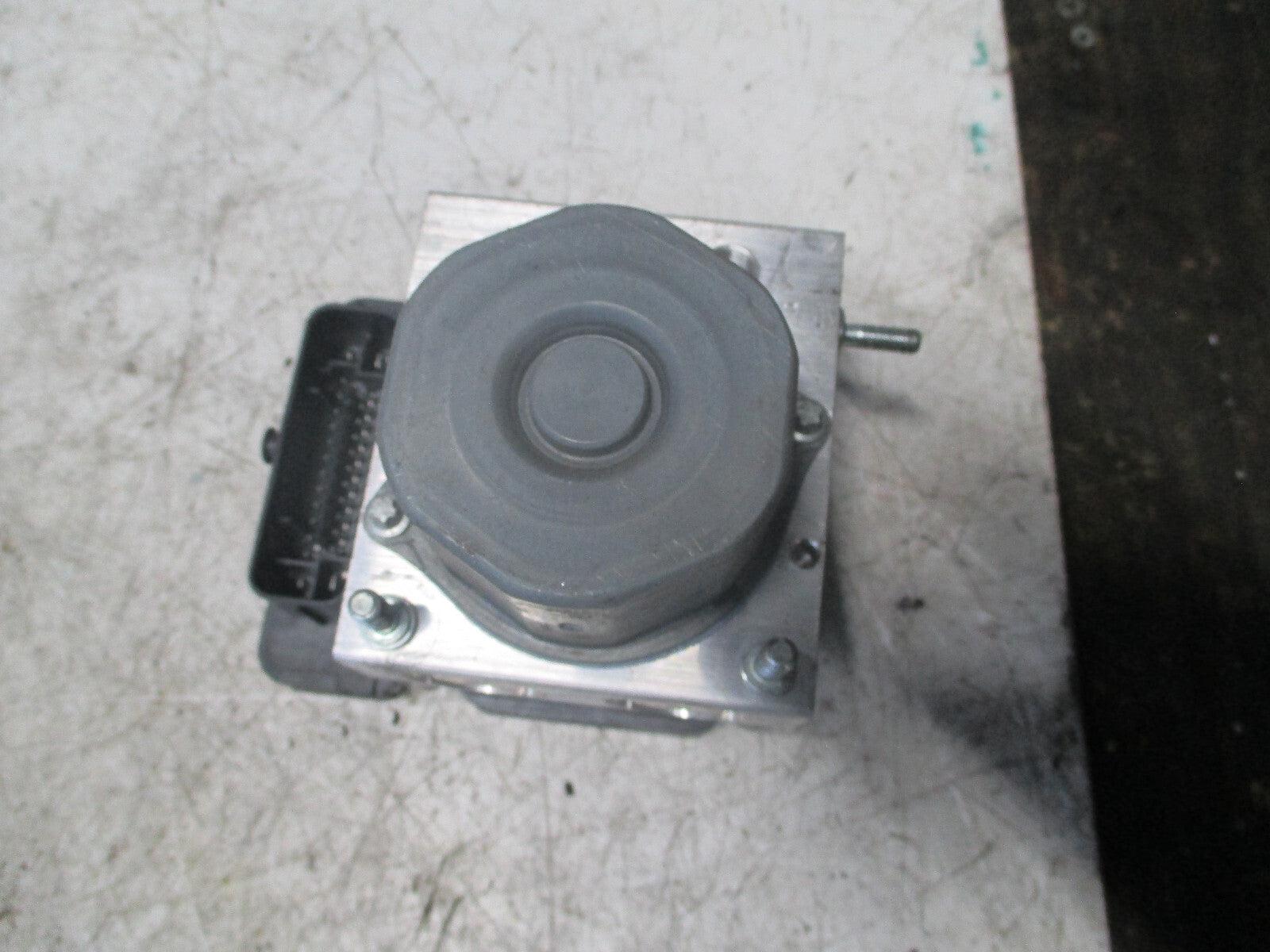 NISSAN MICRA K14 2019 1.0 PETROL ABS PUMP & MODULATOR 476005FP0A
