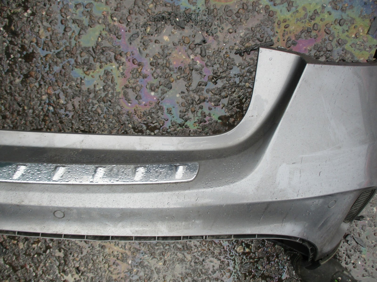 MERCEDES GLA 2014 REAR UPPER MAIN PLASTIC BUMPER & TRIM IN GREY SILVER SCRATCHED