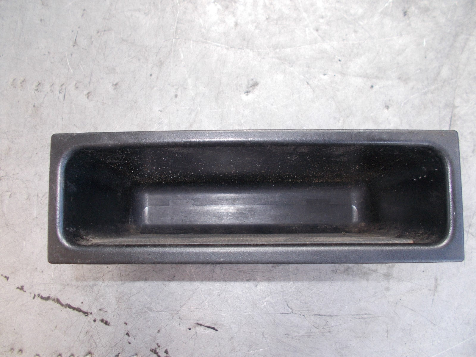 MERCEDES SPRINTER W906 2008 MK2 DISPLAY UNIT COMPARTMENT TRIM BLACK A9066890047