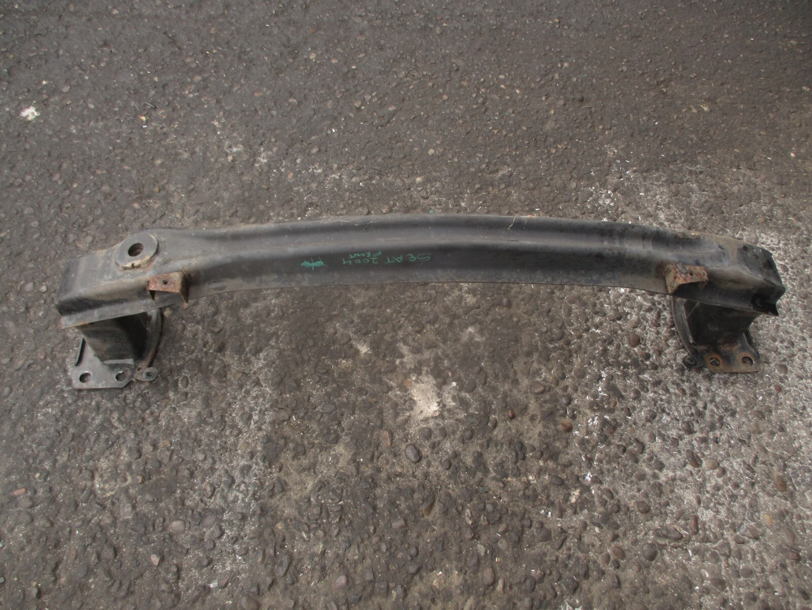 2004 SEAT ALTEA MK1 FRONT BUMPER REINFORCEMENT CRASH BAR