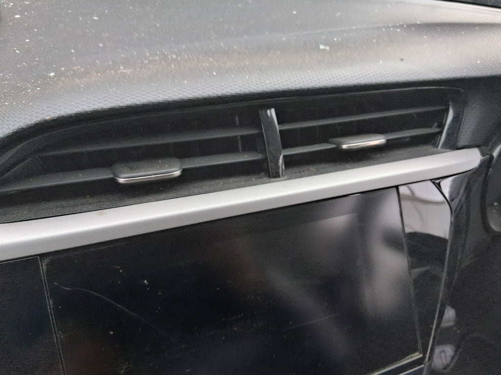 2020 VAUXHALL CORSA F HATCH MIDDLE DASH AIR VENTS