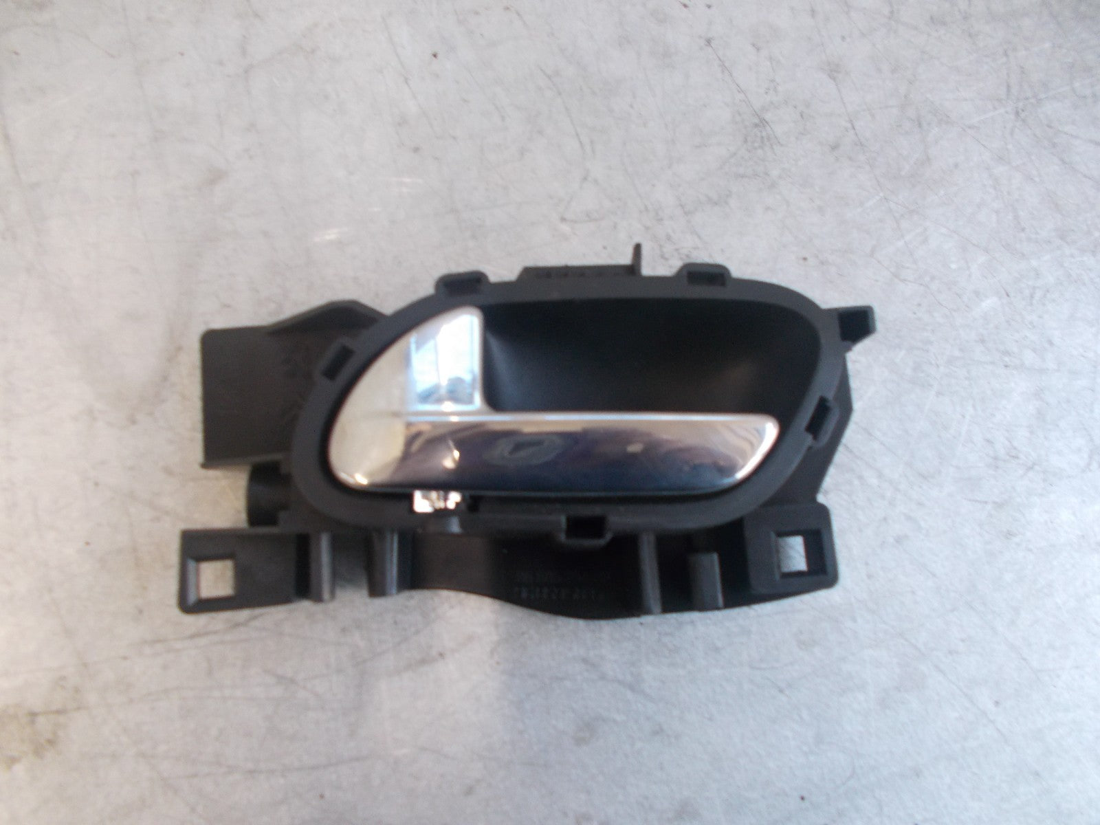 PEUGEOT 308 2013 MK1 NS PASSENGER SIDE FRONT OR REAR INTERIOR DOOR HANDLE