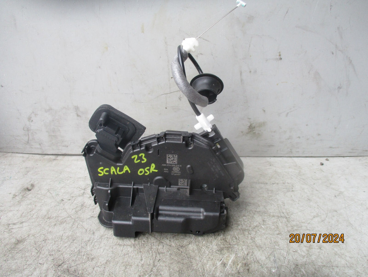 SKODA SCALA 2020 OSR DRIVER SIDE REAR DOOR LOCK MECHANISM 5TA839016K