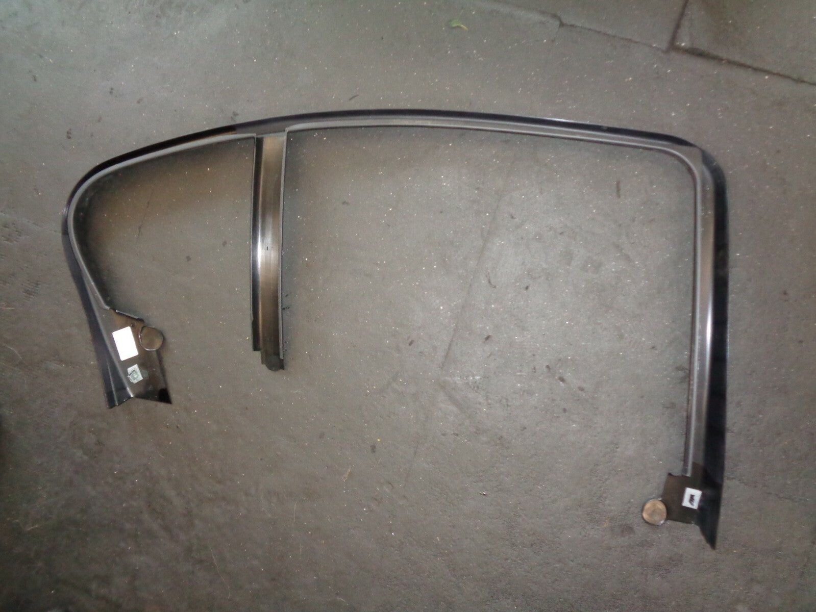 BMW 3 SERIES F30 2018 O/S/R DRIVER SIDE REAR COVER  WINDOW FRAME 7259709