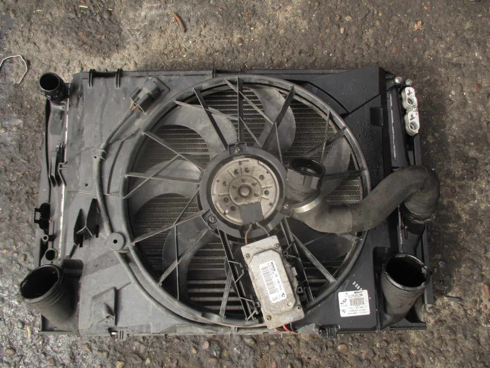 2009 BMW 1 SERIES E82 118D 2.0 DIESEL COMPLETE RAD RADIATOR PACK 781025802 RP13A