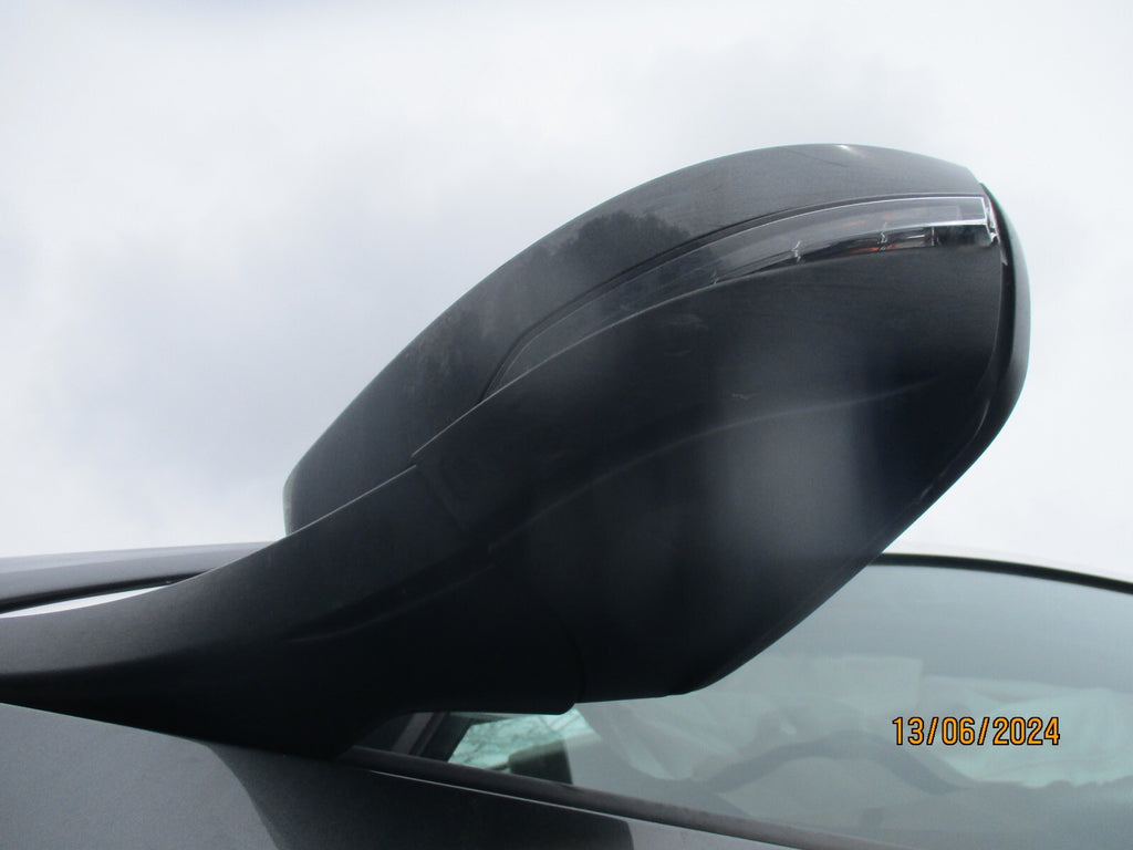 2020 VW VOLKSWAGEN T ROC NSF PASSENGER SIDE POWERFOLD WING MIRROR GREY MET LR7H