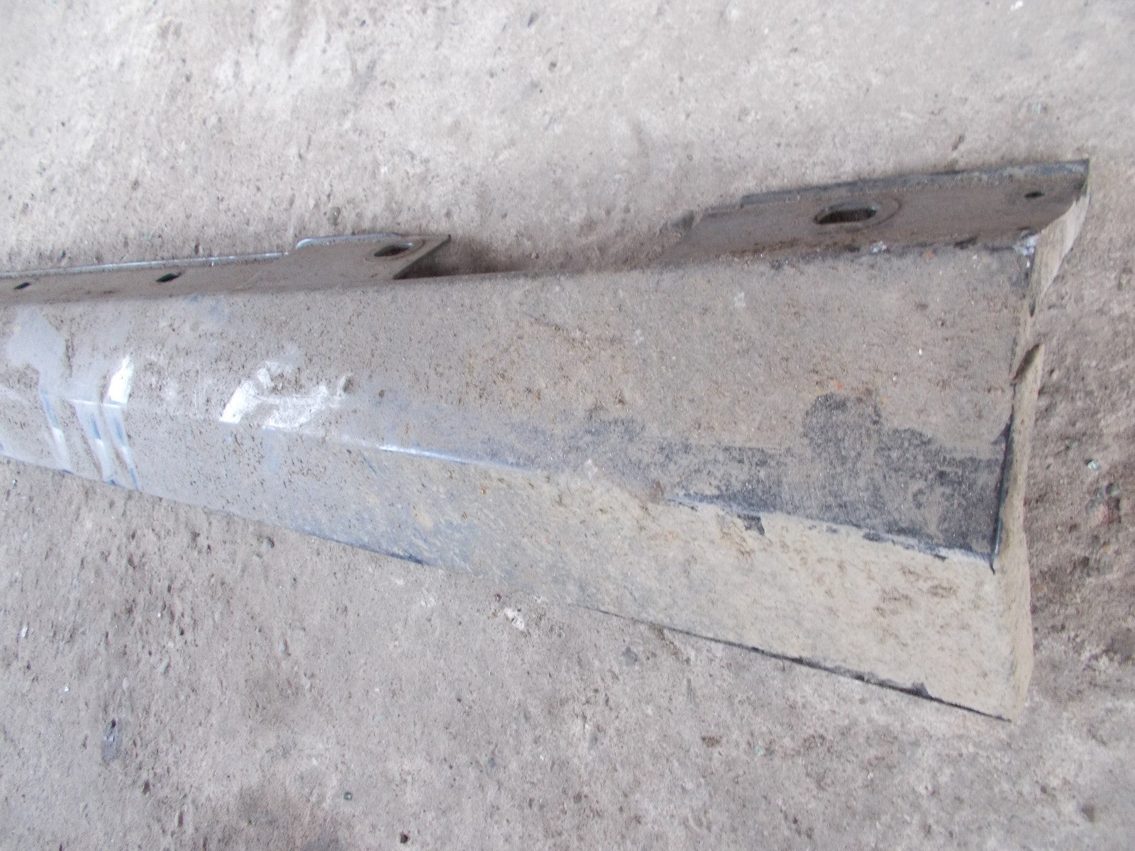 MERCEDES C CLASS W204 SALOON OS DRIVERS SIDE SKIRT BLACK  A2046900440