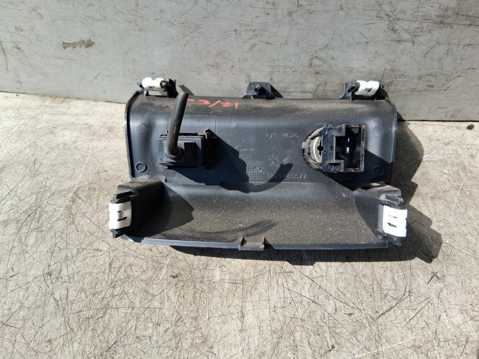 2021 CITROEN C3 MK3 POWER OUTLET SOCKET & TRIM COVER PANEL 9829485677