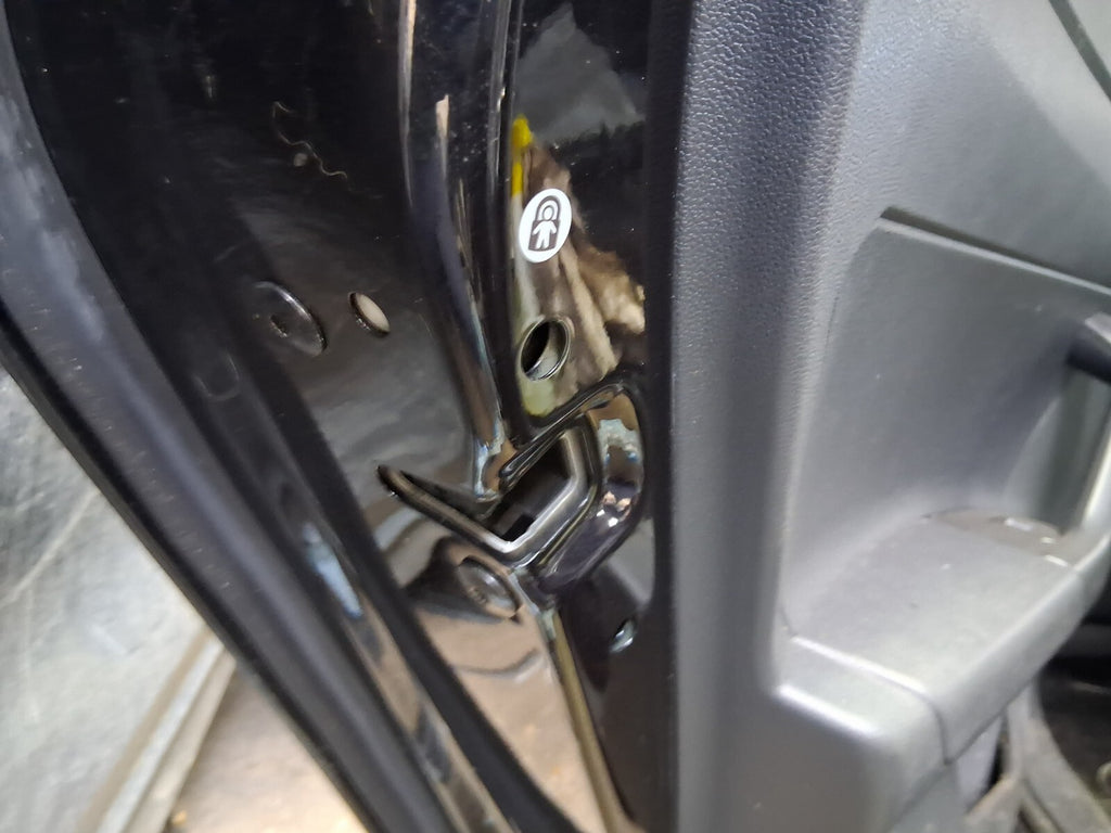 2024 VW VOLKSWAGEN POLO MK6 FACELIFT NSR PASSENGER SIDE REAR DOOR LOCK MECHANISM