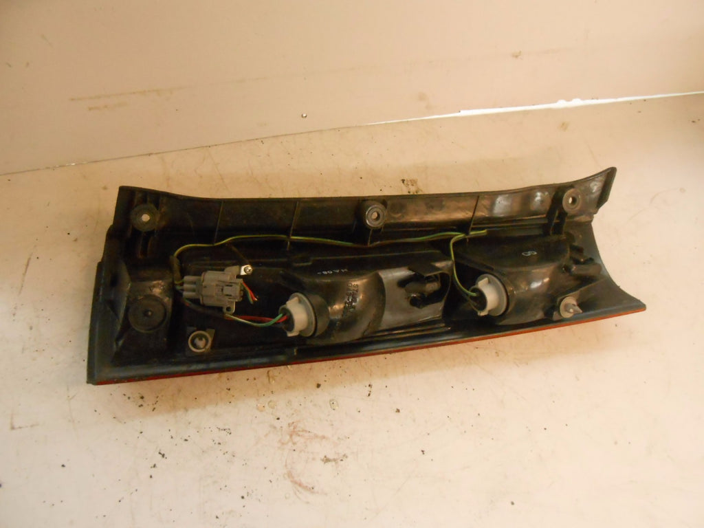 HONDA CRV CR-V MK1 2001 NSR PASSENGER SIDE REAR BRAKE STOP TAIL LIGHT ASSEMBLY