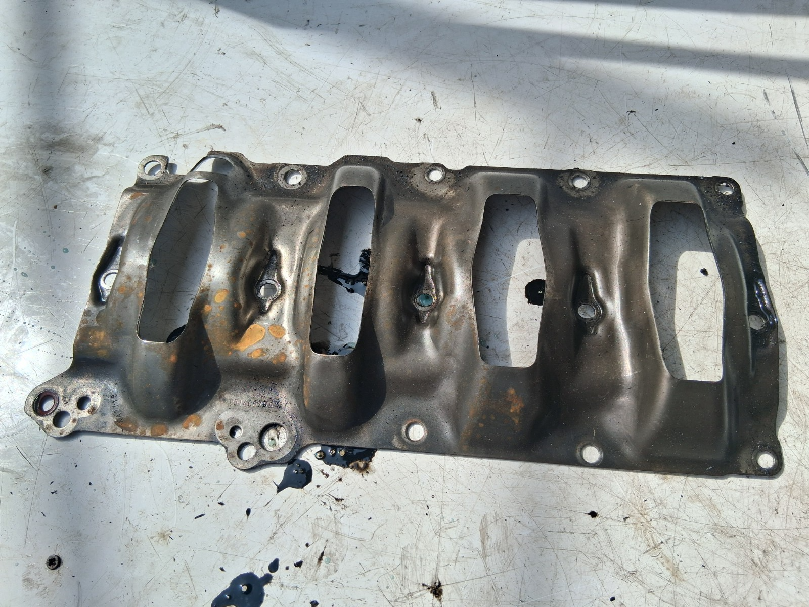 2018 BMW X1 F48 2.0 DIESEL OIL SUMP BAFFLE 851408706