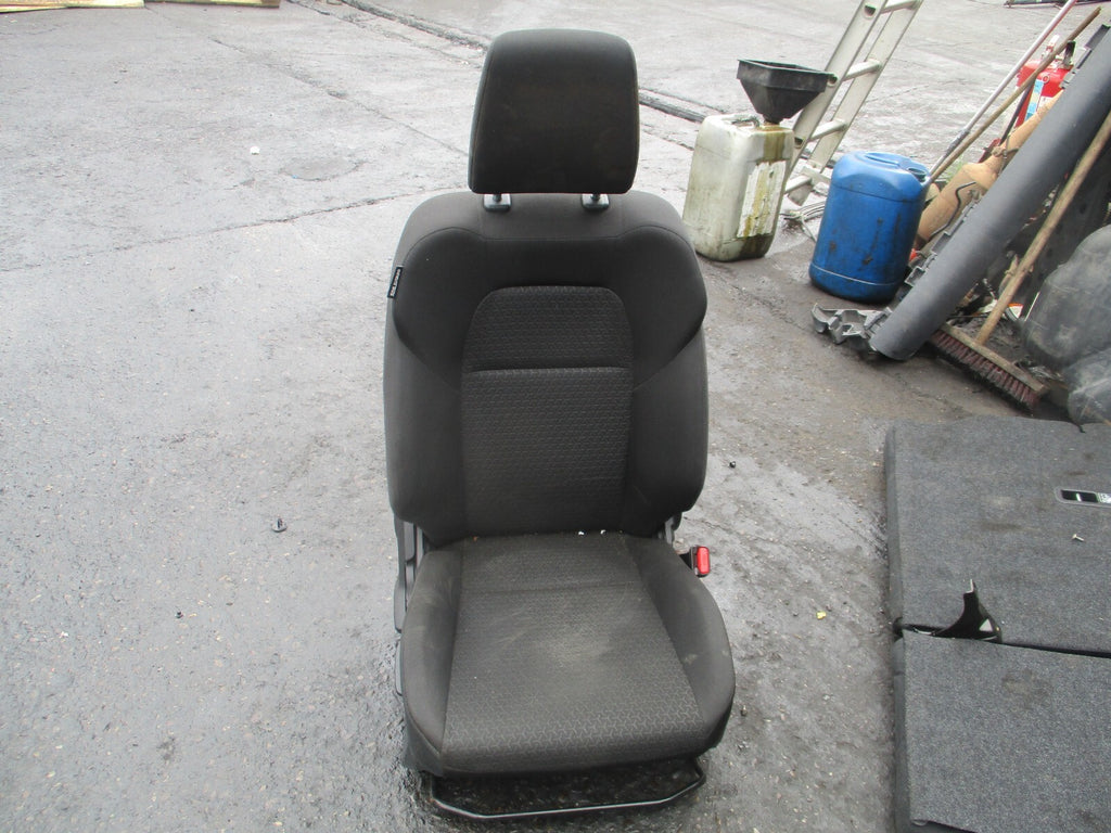 SUZUKI SWIFT MK4 2019 OSF DRIVER SIDE FRONT COMPLETE SEAT FABRIC