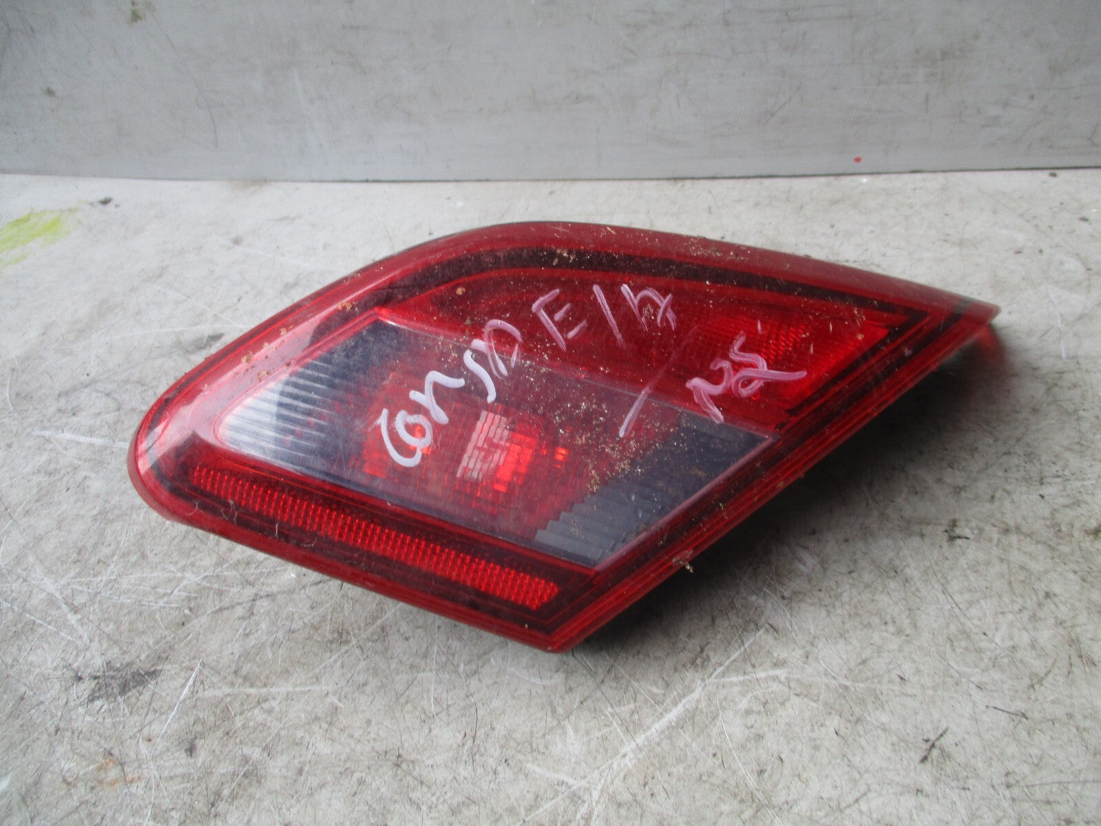 VAUXHALL CORSA E 2017 NSR PASSENGER SIDE REAR INNER TAIL LIGHT 39012632