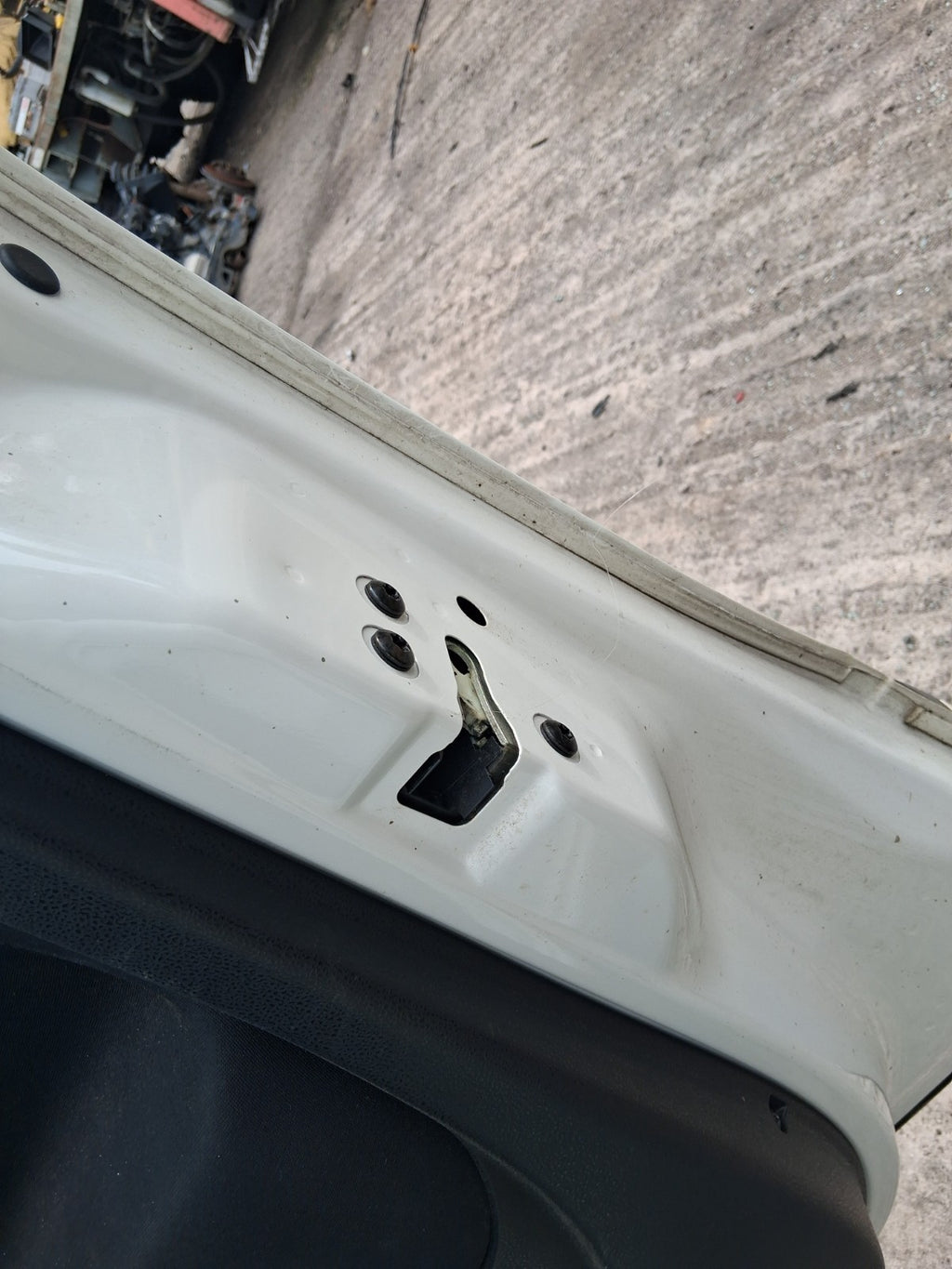 2019 FIAT 500L URBAN HATCH OSF DRIVER SIDE FRONT DOOR LOCK MECHANISM