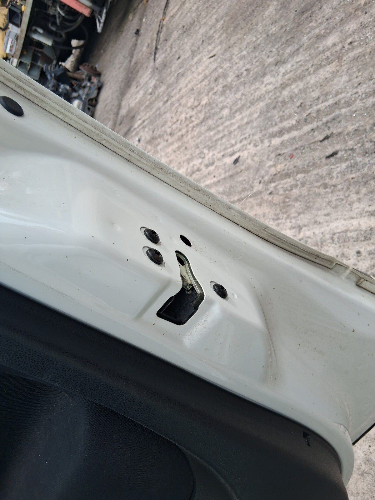 2019 FIAT 500L URBAN HATCH OSF DRIVER SIDE FRONT DOOR LOCK MECHANISM