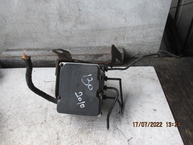 HYUNDAI I30 2010 1.6 DIESEL ABS PUMP MODULATOR 589202L500