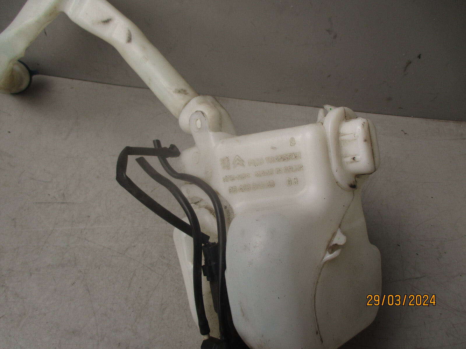 2009 PEUGEOT 207 MK1 WINDSCREEN WASHER BOTTLE RESERVOIR WITH PUMP 964833758003