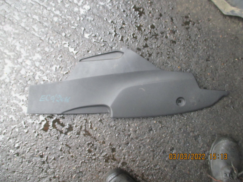 FORD ECOSPORT 2016 OS RIGHT SIDE CENTRE CONSOLE TRIM COVER DN1B A046B26 BB35B8