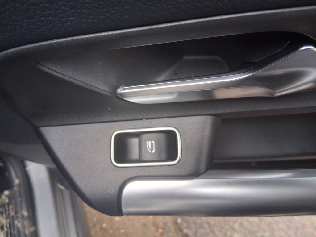 2025 MERCEDES BENZ GLA 180 H247 OSR DRIVER SIDE REAR WINDOW CONTROL SWITCH